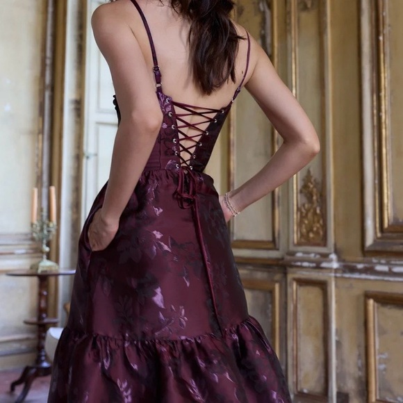 (NWOT) V. Chapman — The Lucetta Dress in Plum Baroque Floral - Picture 2 of 6